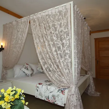 Otel Kemerlihan Deluxe 2*