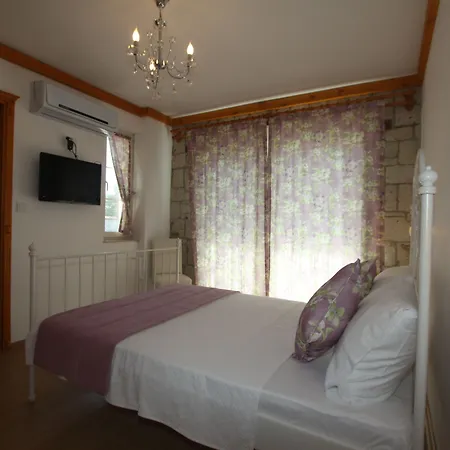 Kemerlihan Deluxe 2* Alaçatı