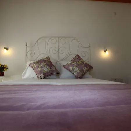 Kemerlihan Deluxe Hotel