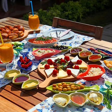 ホテル Kemerlihan Deluxe