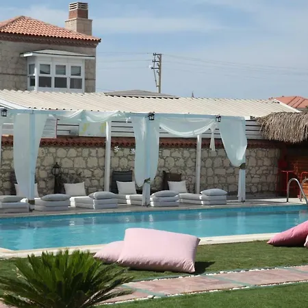 Kemerlihan Deluxe アラカティ